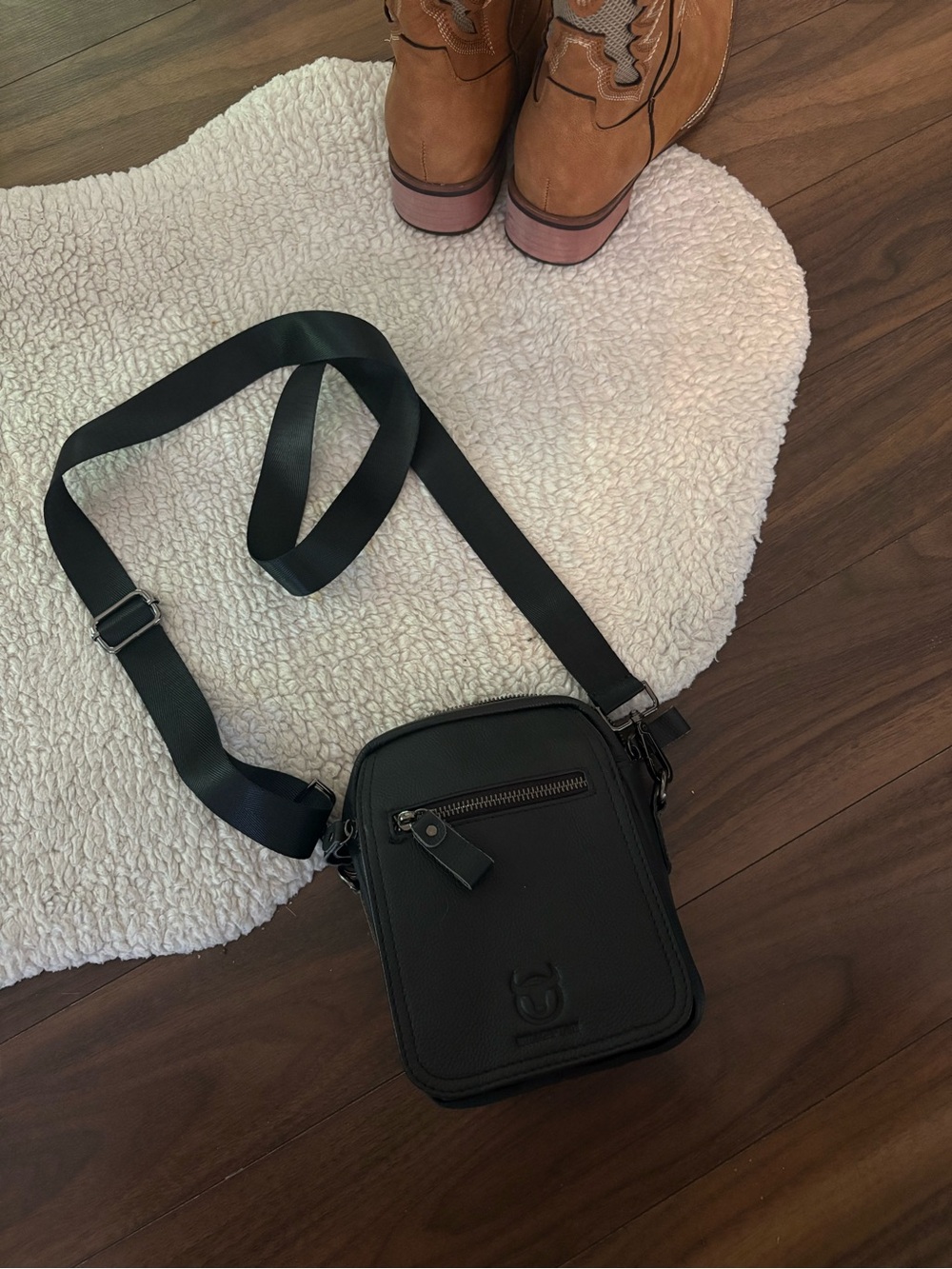 🤎BULLCAPTAIN BLACK CROSSBODY BAG